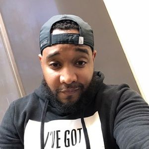 Meet your Posher, Travis